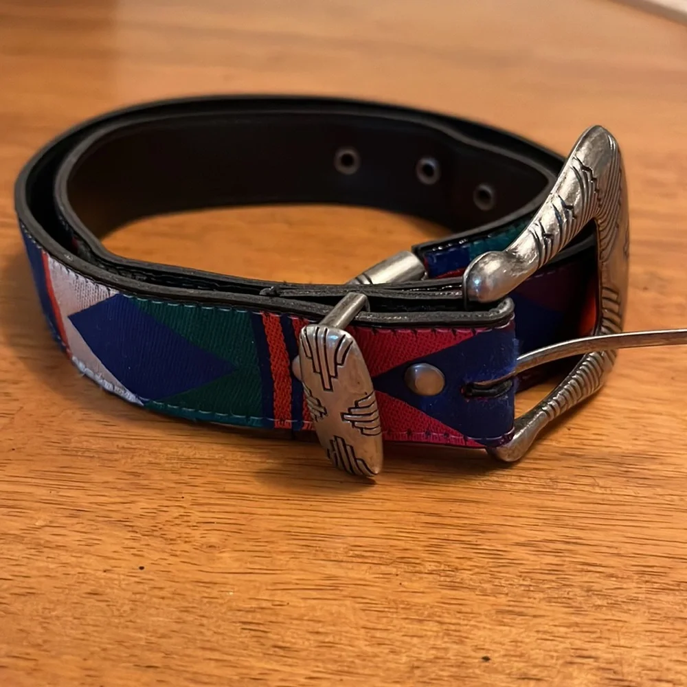 Western Tribal Vintage Nuovo Belt Silver Buckle